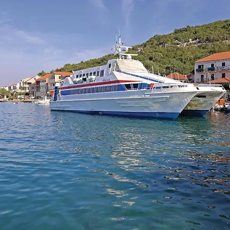 Апартаменты Three-bedroom In Mljet