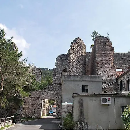 Three-bedroom In Mljet Полаче