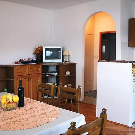 Apartmán Three-bedroom In Mljet *