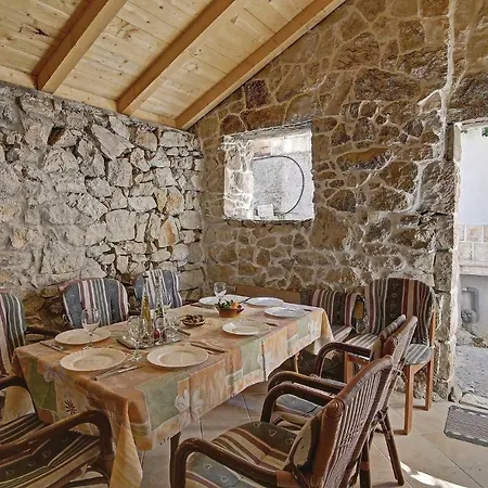 Apartmán Three-bedroom In Mljet